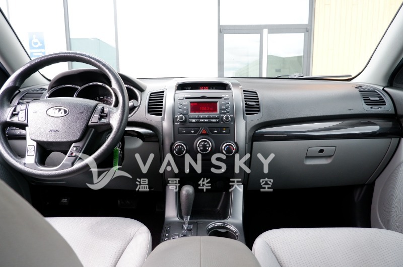 260202163428_2011 Kia Sorento Blue 20.JPG